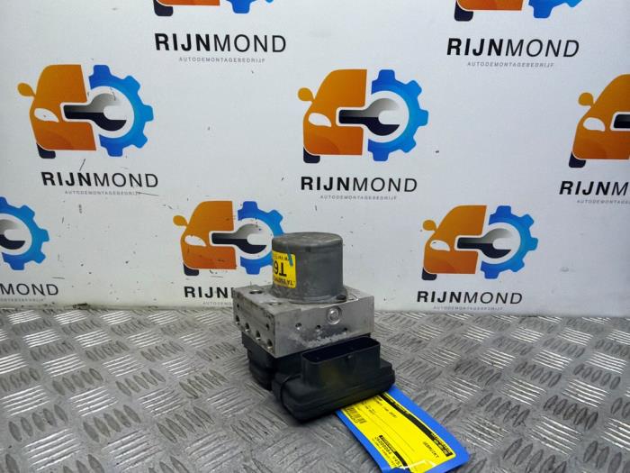 Begagnade ABS-pump Kia Picanto (TA) 1.0 12V Pris € 49,99 Marginaltabell erbjuds av Autodemontage Rijnmond BV