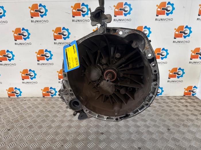Gebrauchte Getriebe Renault Trafic New (FL) 2.0 dCi 16V 115 Preis € 600,00 Margenregelung angeboten von Autodemontage Rijnmond BV