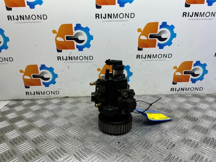 Gebrauchte Kraftstoffpumpe Mechanisch Alfa Romeo 159 Sportwagon (939BX) 1.9 JTDm 16V Preis € 119,99 Margenregelung angeboten von Autodemontage Rijnmond BV