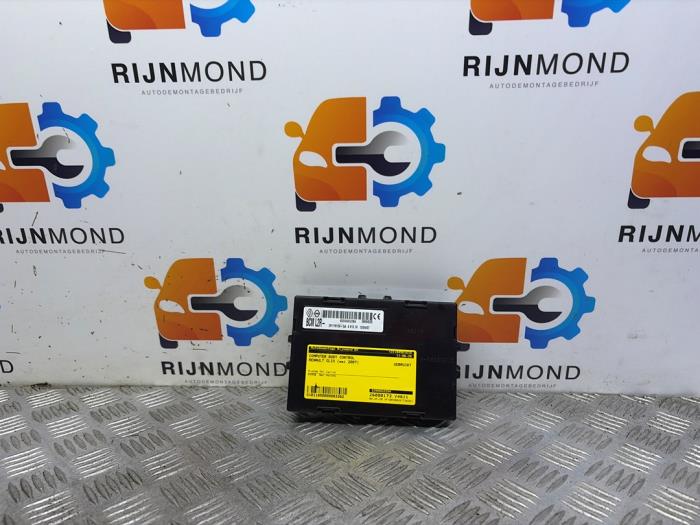 Used Body control computer Renault Clio III (BR/CR) 1.6 16V Price € 19,99 Margin scheme offered by Autodemontage Rijnmond BV