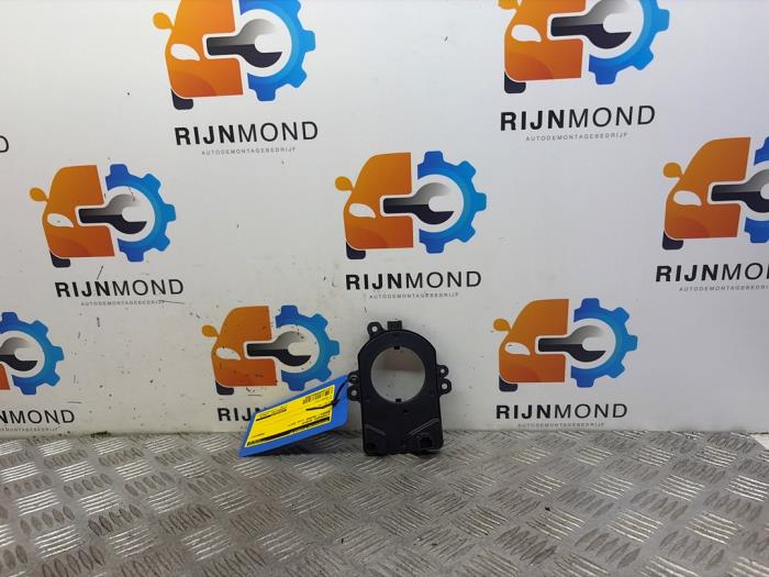 Begagnade Styrvinkelsensor Renault Megane IV Estate (RFBK) 1.5 Energy dCi 110 Pris € 14,99 Marginaltabell erbjuds av Autodemontage Rijnmond BV