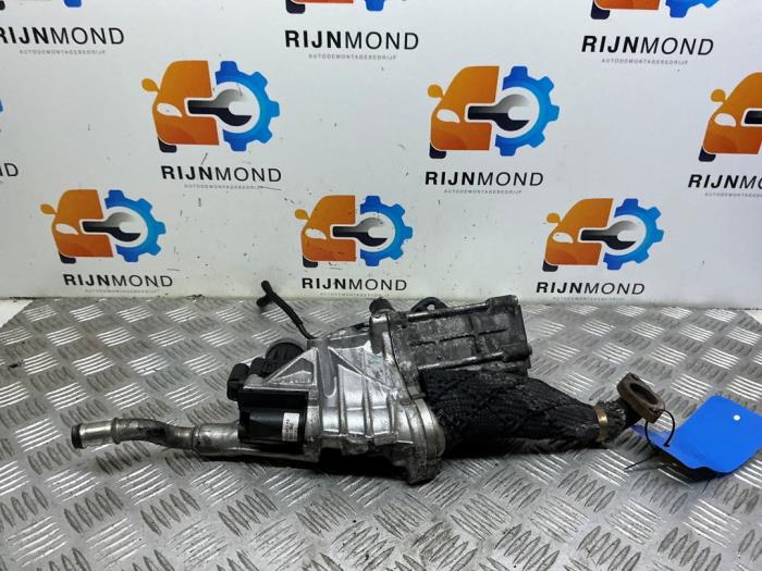 Używane Zawór EGR Landrover Range Rover IV (LG) 3.0 TDV6 24V Cena € 119,99 Procedura marży oferowane przez Autodemontage Rijnmond BV