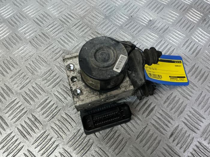 Begagnade ABS-pump Seat Leon (1P1) 1.6 Pris € 39,99 Marginaltabell erbjuds av Autodemontage Rijnmond BV