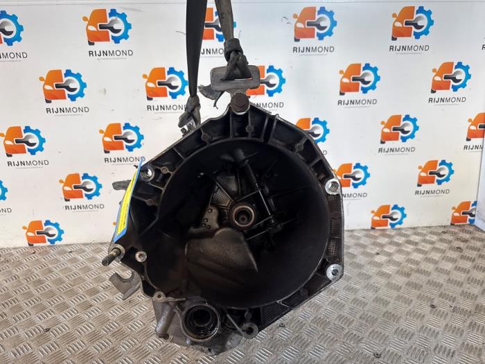 Usagé Boîte de vitesse Fiat Panda (312) 0.9 TwinAir Turbo 85 Prix € 375,00 Règlement à la marge proposé par Autodemontage Rijnmond BV