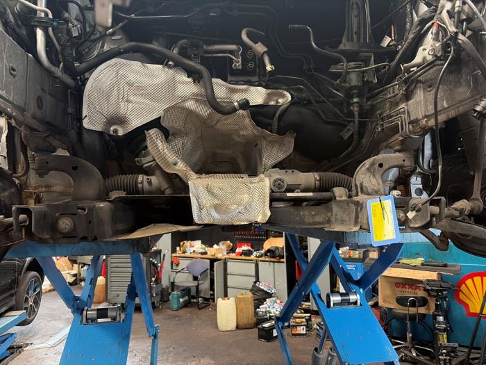 Used Subframe Mercedes B (W246/W242) 1.6 B-200 BlueEFFICIENCY Turbo 16V Price on request offered by Autodemontage Rijnmond BV
