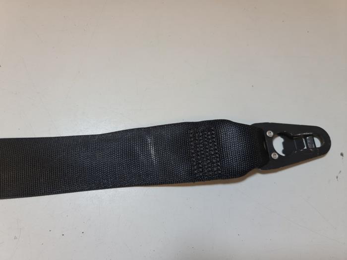 Front seatbelt, right from a Mercedes-Benz C (W205) C-220 2.2 CDI BlueTEC, C-220 d 16V 2014