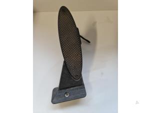 Used Accelerator pedal Mini Clubman (R55) 1.6 16V Cooper Price € 50,00 Margin scheme offered by Autodemontage VDW
