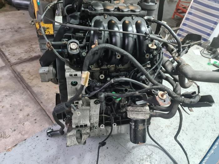 Engine Volkswagen Golf IV 1.6 - AKL - Autodemontage VDW