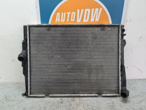 Usagé Radiateur BMW 3 serie (E93) 320i 16V Prix € 50,00 Règlement à la marge proposé par Autodemontage VDW