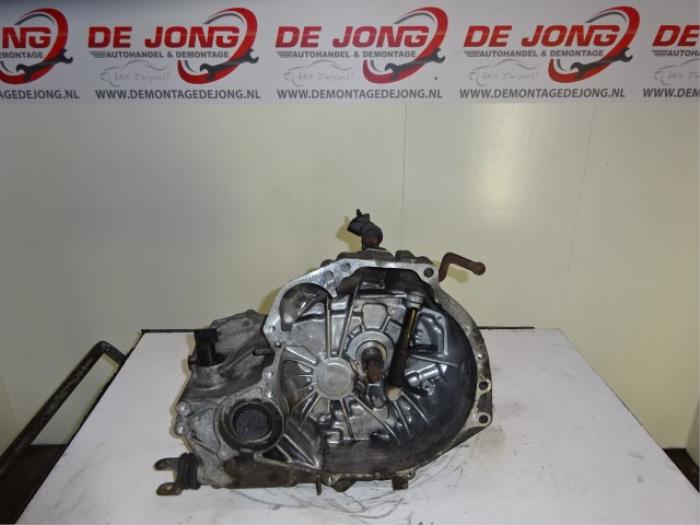 Gebrauchte Getriebe Nissan Almera Tino (V10M) 1.8 16V Preis € 99,00 Margenregelung angeboten von Autodemontagebedrijf de Jong