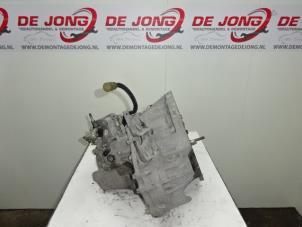 Used Gearbox Renault Megane II (BM/CM) 2.0 16V Price € 200,00 Margin scheme offered by Autodemontagebedrijf de Jong
