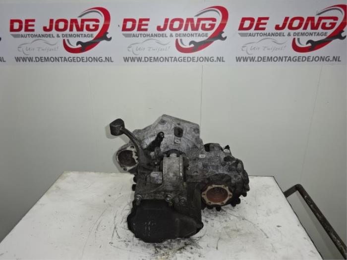 Gearbox from a Volkswagen Polo IV (9N1/2/3) 1.4 TDI 75 2003