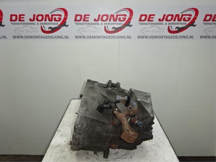 Getriebe van een Ford Mondeo IV 2.0 TDCi 140 16V 2011