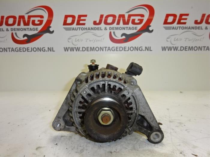 Gebrauchte Dynamo Toyota Corolla Verso (E12) 1.6 16V VVT-i Preis € 29,95 Margenregelung angeboten von Autodemontagebedrijf de Jong