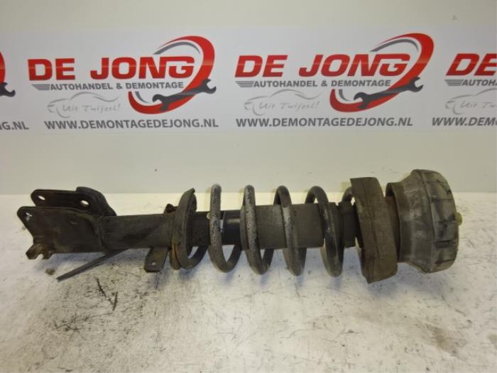 Front shock absorber rod, right from a Renault Trafic New (JL) 1.9 dCi 100 16V 2005