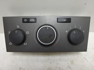 Used Heater control panel Opel Astra H SW (L35) 1.4 16V Twinport Price € 13,99 Margin scheme offered by Autodemontagebedrijf de Jong