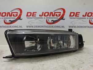 Used Headlight, right Mitsubishi Galant (EA/EC) 2.0 16V Price € 29,99 Margin scheme offered by Autodemontagebedrijf de Jong