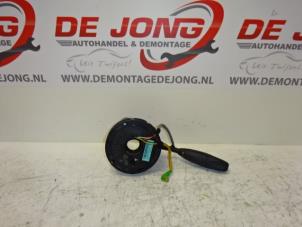 Used Steering column stalk Volkswagen Crafter 2.5 TDI 30/32/35 Price € 49,99 Margin scheme offered by Autodemontagebedrijf de Jong