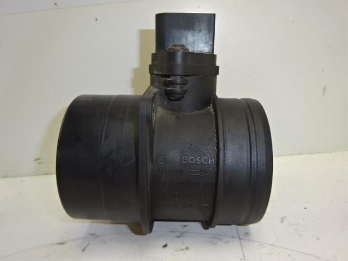 Gebrauchte Luftmassenmesser Volkswagen Passat Variant (3B6) 1.9 TDI 130 Preis € 7,99 Margenregelung angeboten von Autodemontagebedrijf de Jong