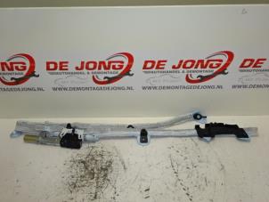 Used Roof curtain airbag, right BMW 3 serie Touring (E91) 318d 16V Price € 28,99 Margin scheme offered by Autodemontagebedrijf de Jong