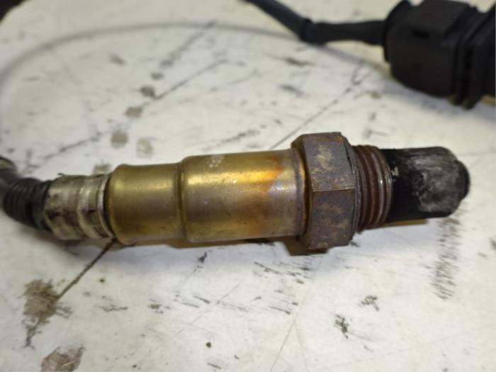 Sonde lambda d'un BMW X3 (E83) 2.0d 16V 2007