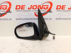 Used Wing mirror, left Nissan Almera (N16) 1.8 16V Price € 29,99 Margin scheme offered by Autodemontagebedrijf de Jong