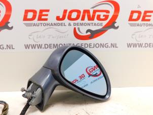 Used Wing mirror, right Citroen C4 Coupé (LA) 1.4 16V Price € 29,99 Margin scheme offered by Autodemontagebedrijf de Jong