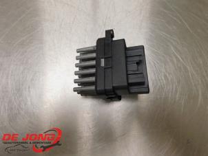 Used Heater resistor Ford S-Max (GBW) 2.0 TDCi 16V 136 Price € 11,99 Margin scheme offered by Autodemontagebedrijf de Jong