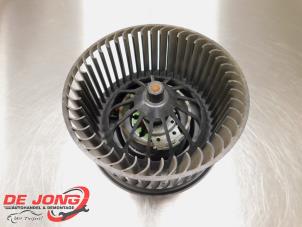 Used Heating and ventilation fan motor Ford Focus 2 1.6 TDCi 16V 110 Price € 14,99 Margin scheme offered by Autodemontagebedrijf de Jong