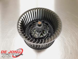 Used Heating and ventilation fan motor Ford Focus 2 1.6 TDCi 16V 100 Price € 14,99 Margin scheme offered by Autodemontagebedrijf de Jong