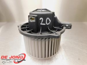 Usagé Ventilateur chauffage Hyundai i10 (F5) 1.1i 12V Prix € 8,99 Règlement à la marge proposé par Autodemontagebedrijf de Jong