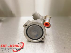Used Power steering pump Iveco New Daily IV 29L12V, 29L12V/P Price € 28,99 Margin scheme offered by Autodemontagebedrijf de Jong