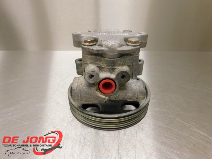 Usagé Pompe de direction Ford Fiesta 5 (JD/JH) 1.4 TDCi Prix € 19,99 Règlement à la marge proposé par Autodemontagebedrijf de Jong