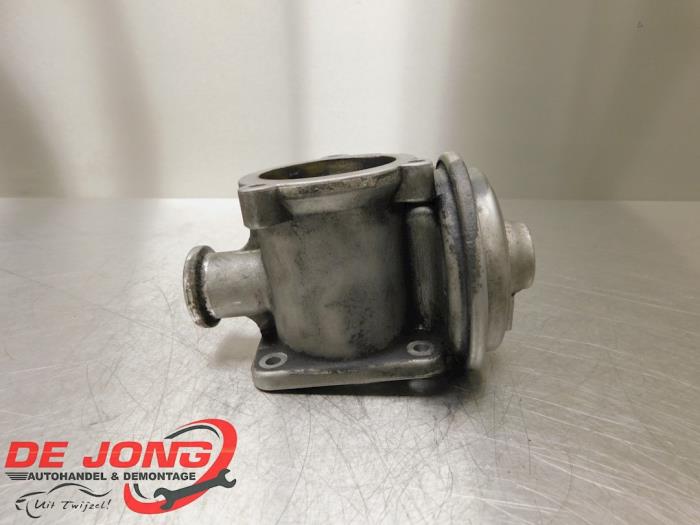 Usagé Valve RGE BMW 3 serie (E90) 330d 24V Prix € 34,99 Règlement à la marge proposé par Autodemontagebedrijf de Jong