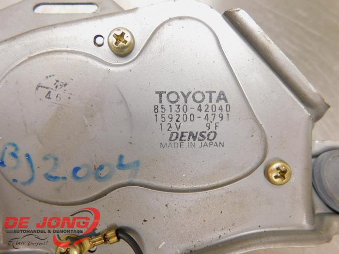 Silnik wycieraczki tylnej z Toyota RAV4 (A2) 2.0 D-4D 16V 4x4 2004