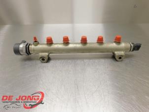 Used Fuel injector nozzle Hyundai Tucson (JM) 2.0 CRDi VGT 16V 4x2 Price € 29,99 Margin scheme offered by Autodemontagebedrijf de Jong