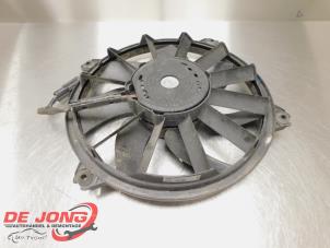 Used Cooling fans Peugeot 308 CC (4B) 2.0 HDi 16V Euro 5 FAP Price € 13,99 Margin scheme offered by Autodemontagebedrijf de Jong