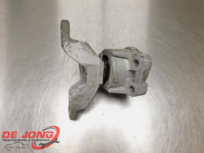 Used Engine mount Volvo V60 I (FW/GW) 1.6 DRIVe Price € 20,99 Margin scheme offered by Autodemontagebedrijf de Jong