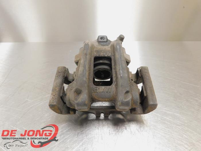 Gebrauchte Bremszange links hinten BMW 3 serie (F30) 318d 2.0 16V Preis € 18,99 Margenregelung angeboten von Autodemontagebedrijf de Jong