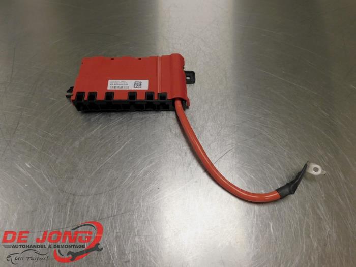 Gebrauchte Stromverteiler BMW 3 serie (F30) 330e iPerformance Preis € 36,25 Margenregelung angeboten von Autodemontagebedrijf de Jong