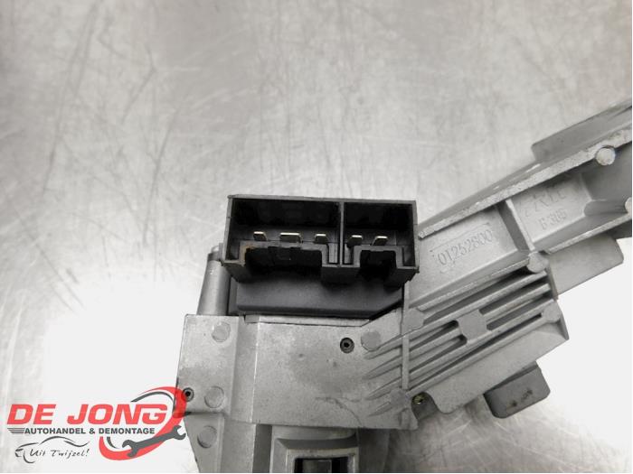 Ignition lock + key Fiat 500L - 00505254280