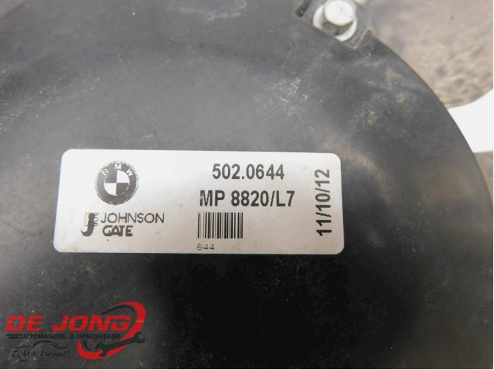 Cooling fans from a BMW 1 serie (F20) 116i 1.6 16V 2012