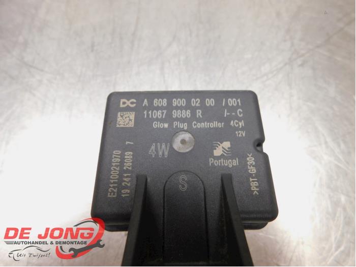 Glow plug relay Nissan Qashqai 1.5 dCi 115 110679886R