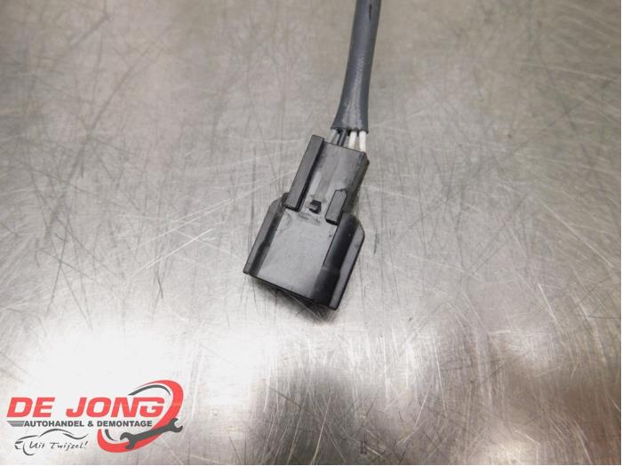 Lambda probe from a Renault Captur I (2R) 0.9 Energy TCE 12V 2013