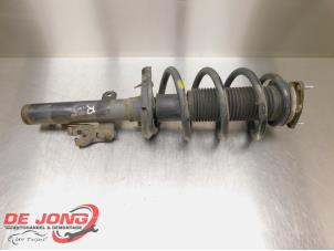 Used Front shock absorber rod, right Ford Tourneo Custom 2.0 TDCi 16V Eco Blue 130 Price € 48,39 Inclusive VAT offered by Autodemontagebedrijf de Jong