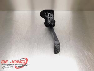 Used Accelerator pedal Ford Transit Custom 2.2 TDCi 16V FWD Price € 24,08 Inclusive VAT offered by Autodemontagebedrijf de Jong