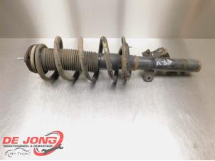 Used Front shock absorber rod, right Ford Transit Custom 2.2 TDCi 16V FWD Price € 48,39 Inclusive VAT offered by Autodemontagebedrijf de Jong