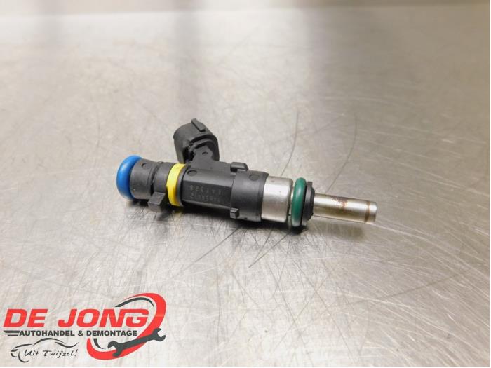 Injector (petrol injection) Mitsubishi Outlander 2.0 16V PHEV 4x4 ...