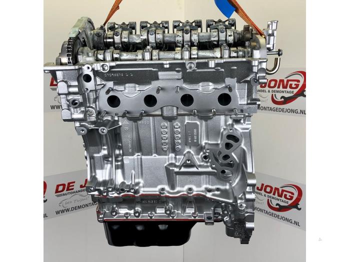 Engine from a Peugeot Partner Tepee (7A/B/C/D/E/F/G/J/P/S) 1.6 VTI 16V 2013