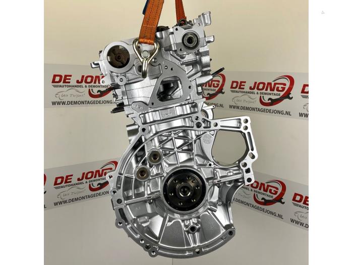 Engine from a Peugeot Partner Tepee (7A/B/C/D/E/F/G/J/P/S) 1.6 VTI 16V 2013